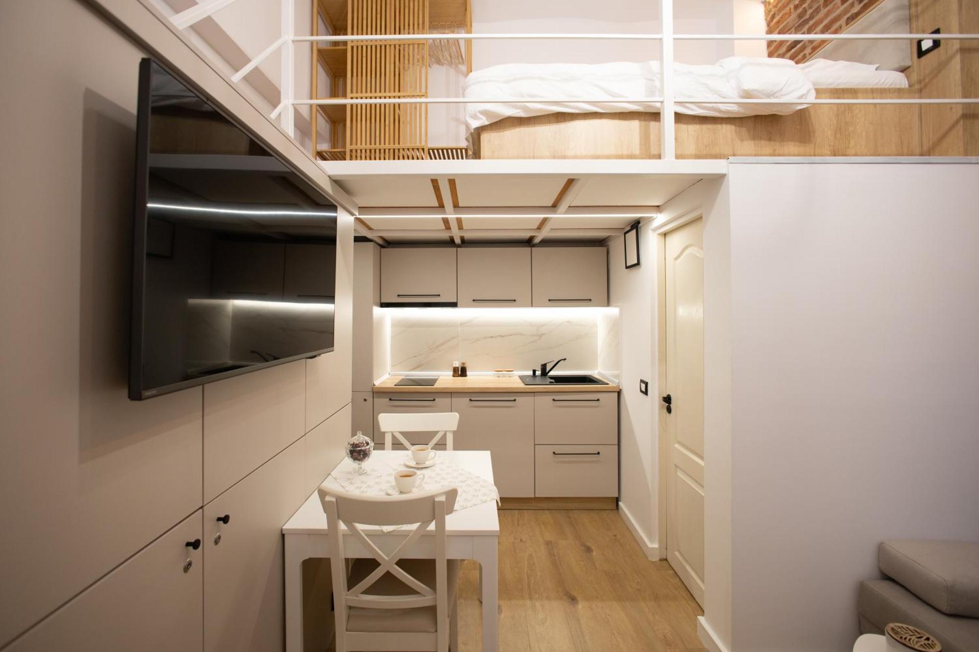 Banffy's Little House Apartament